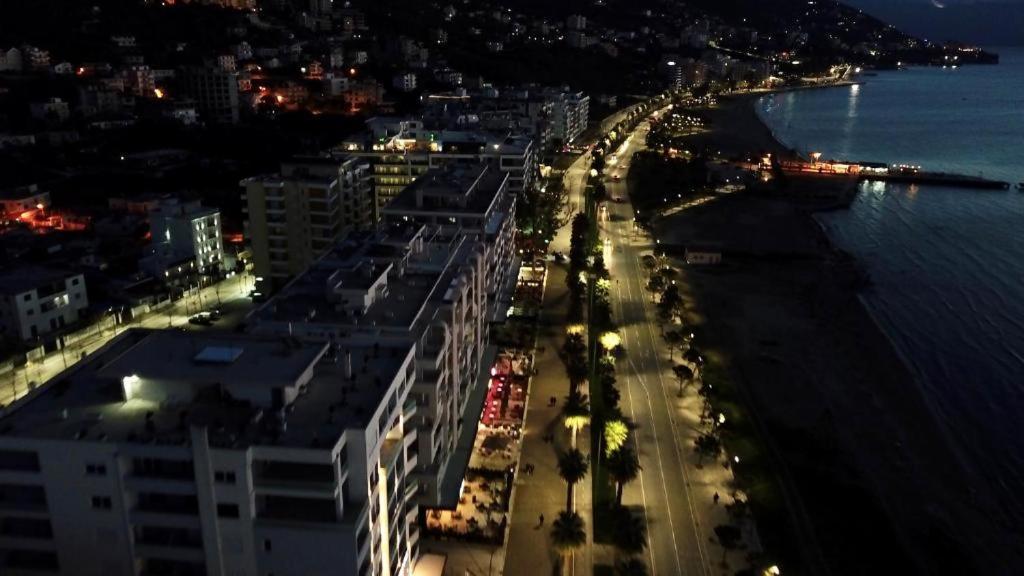 Diora'S Hotel And Apartments วญอเรอ ภายนอก รูปภาพ